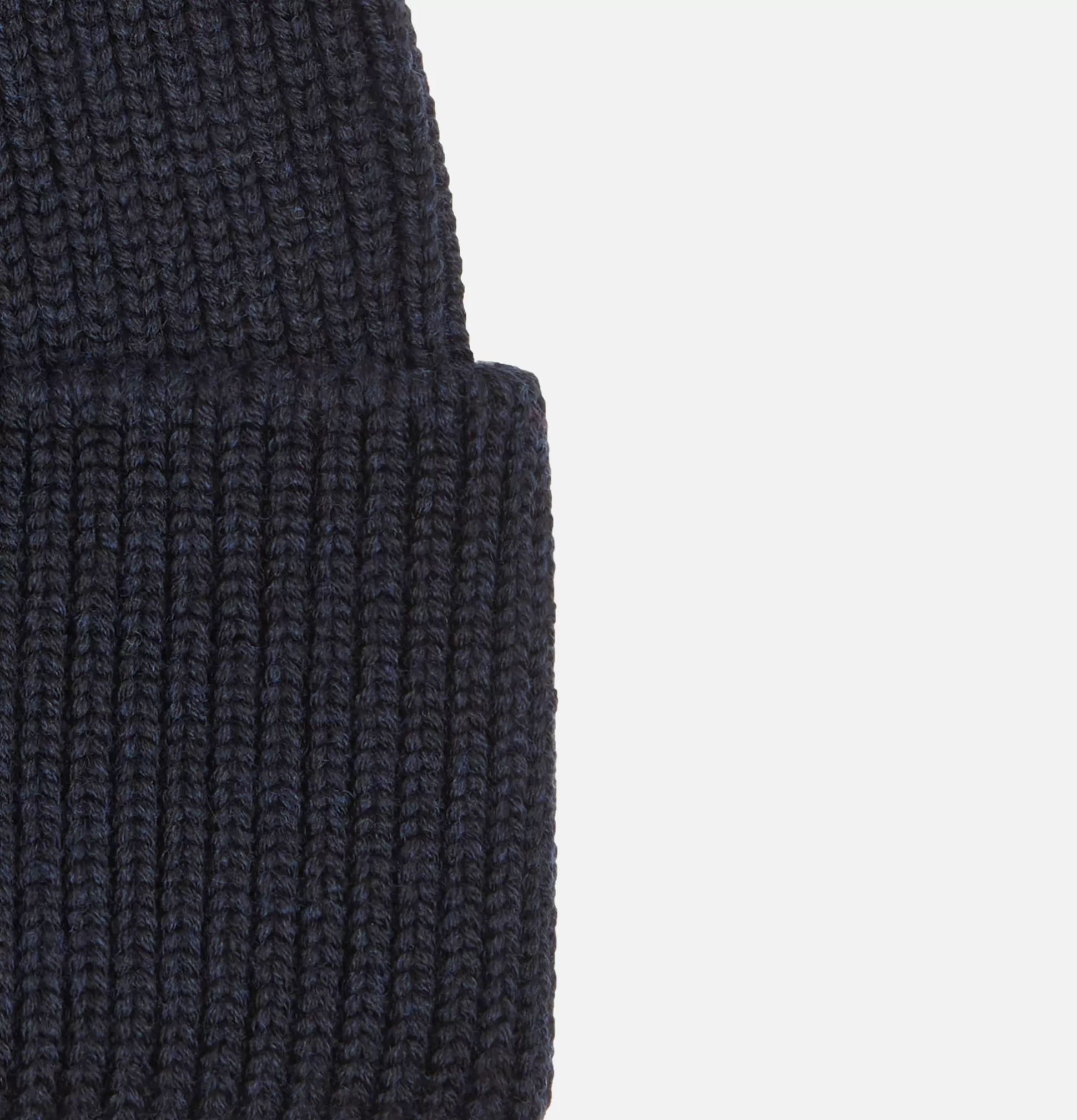 NITTO KNITWEAR Gloves • Beanies • Scarves<Ara Beanie Navy