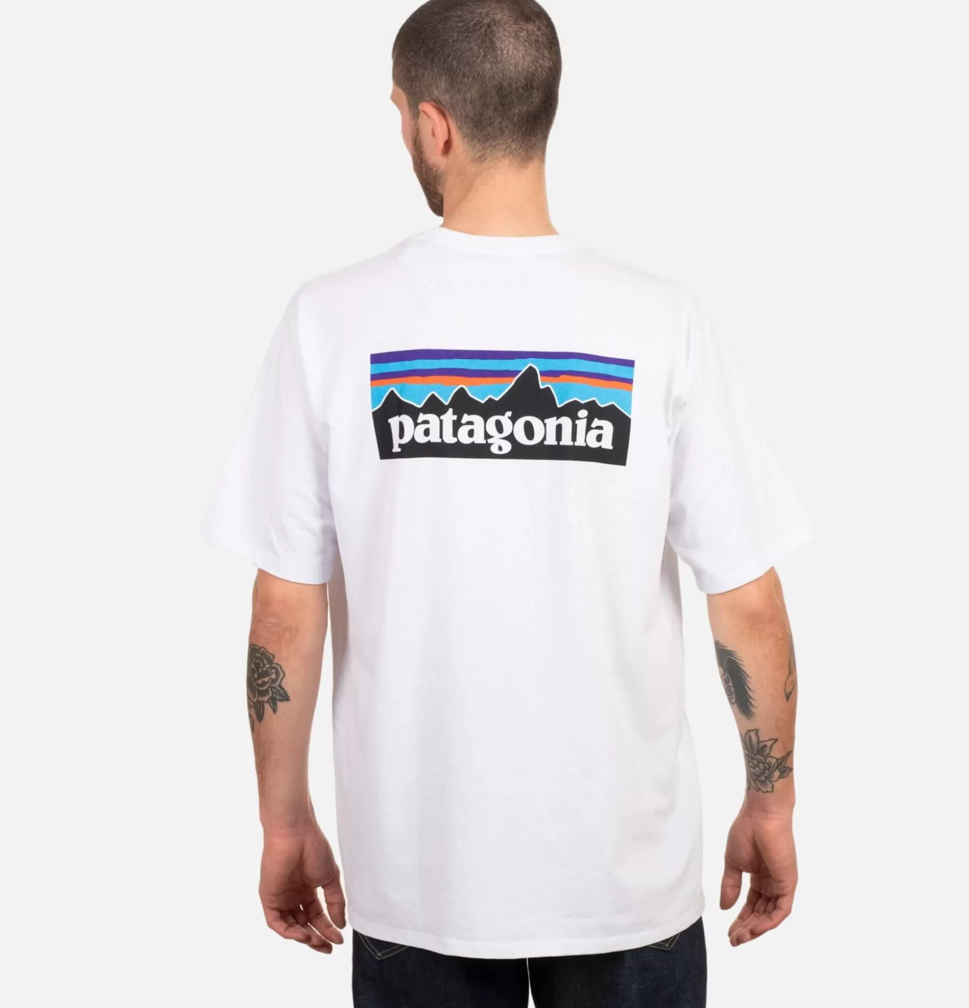 PATAGONIA T-Shirts<P6 Logo T-Shirt White