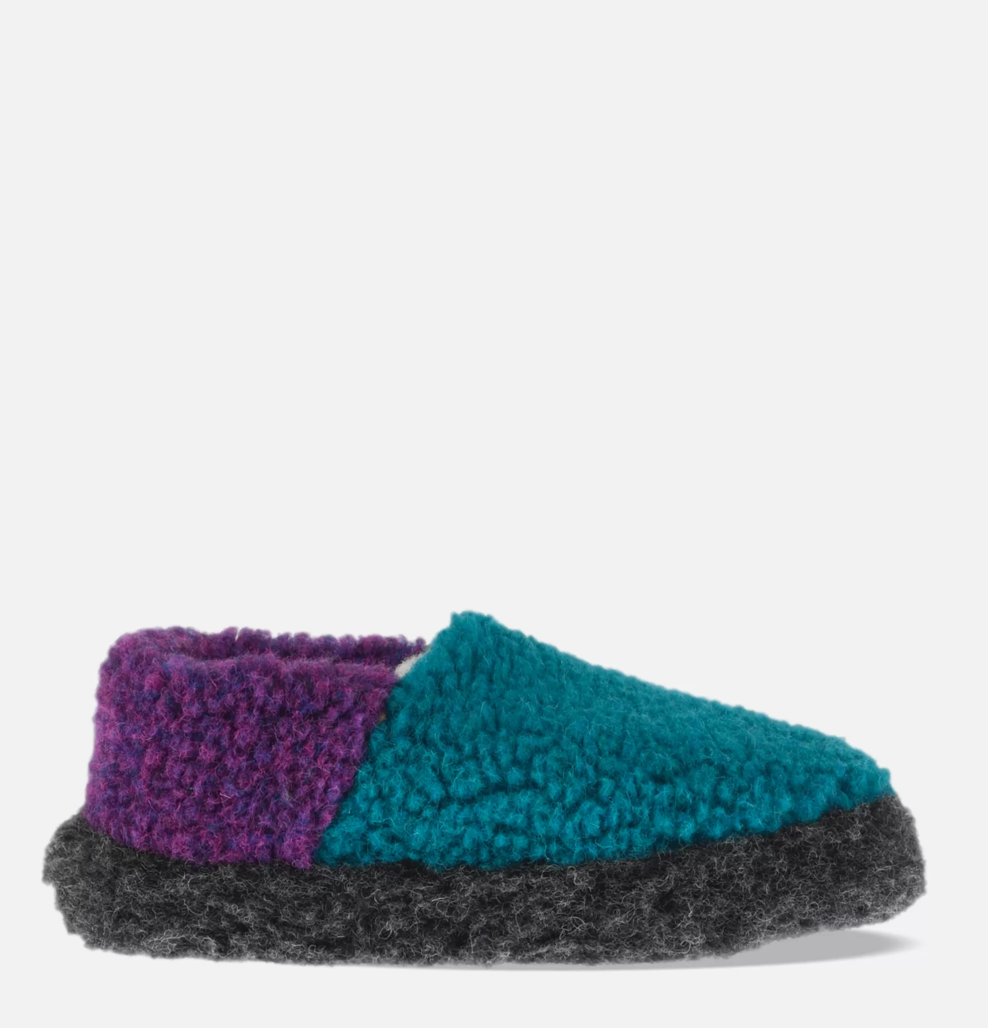 COLDBREAKER Maison<Siberian Slippers Azure