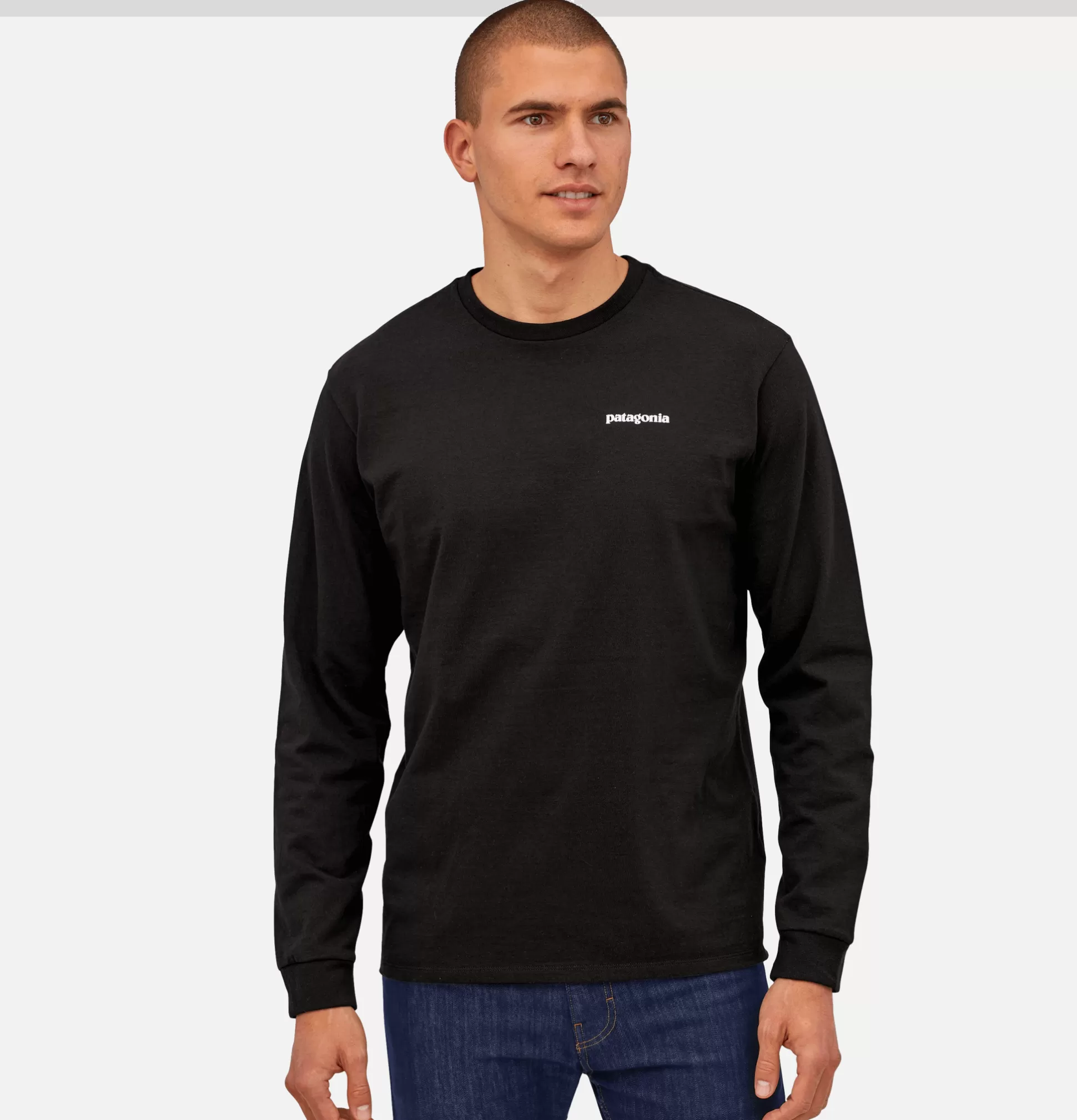 PATAGONIA T-Shirts<T-Shirt P6 Logo Ls Black